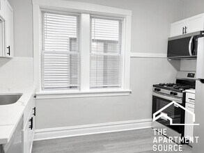 2937 N Fairfield Ave in Chicago, IL - Building Photo - Building Photo