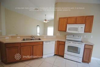 7135 Cedarcrest Blvd in Lakeland, FL - Building Photo - Building Photo