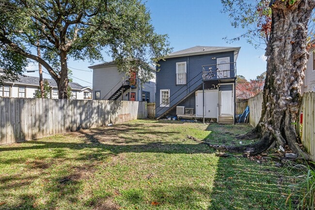 3132 Robert St in New Orleans, LA - Building Photo - Building Photo