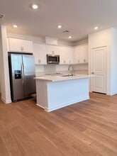 2583 Cloudview Privado, Unit Unit8 in Ontario, CA - Building Photo - Building Photo