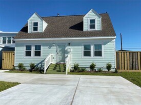 4127 Avenue T 1/2 in Galveston, TX - Building Photo