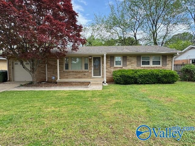 3019 Fairacres Rd SW in Huntsville, AL - Building Photo