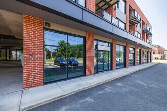Le Borduas Espace Condos in Mont-St-Hilaire, QC - Building Photo - Building Photo