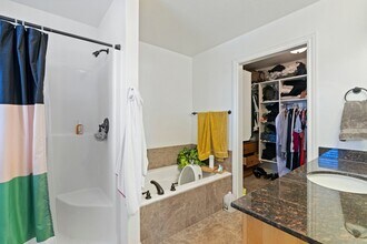 731 S 70 E in Smithfield, UT - Foto de edificio - Building Photo