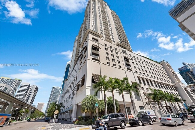 property at 999 SW 1st Ave