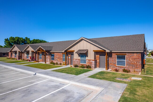 Georgia Villas III in Amarillo, TX - Foto de edificio - Primary Photo