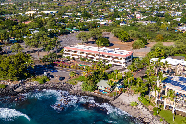 Holualoa Bay Villas in Kailua Kona, HI - Building Photo - Building Photo