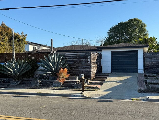 property at 1604 Loretta St