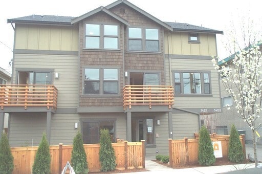 property at 1423 NW 62nd St