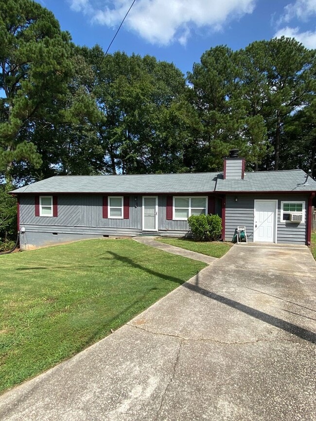 property at 3027 Millstone Ct SW