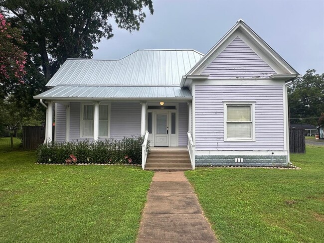 property at 607 Mills St