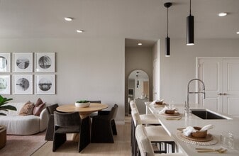 The Riley in Ft. Myers, FL - Building Photo - Building Photo