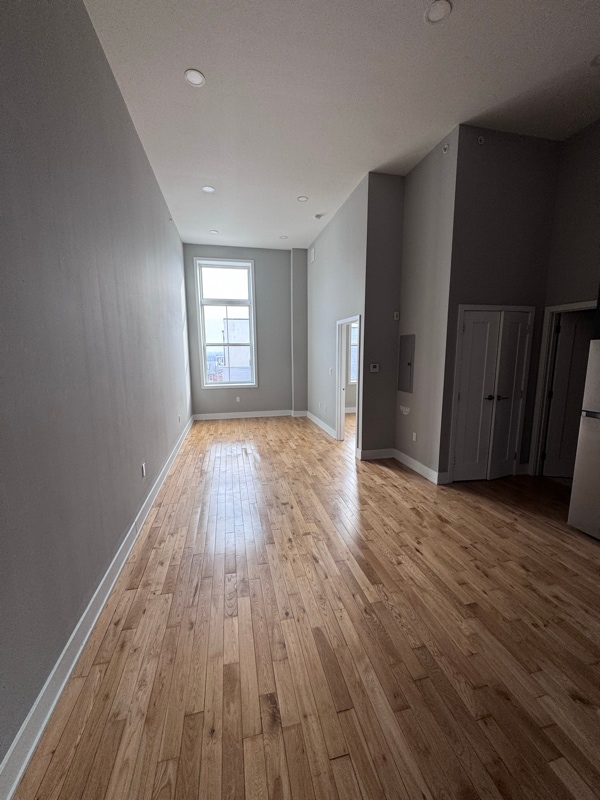 1523 W Girard Ave in Philadelphia, PA - Building Photo - Building Photo