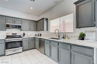 3751 Morning Canyon Ct in Las Vegas, NV - Building Photo - Building Photo