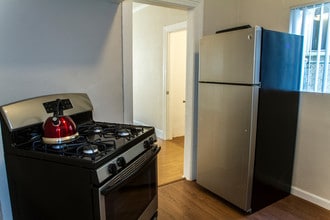 740 S Carondelet in Los Angeles, CA - Building Photo - Interior Photo