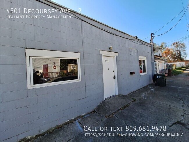 4501 Decoursey Ave-Unit -2 in Covington, KY - Building Photo - Building Photo