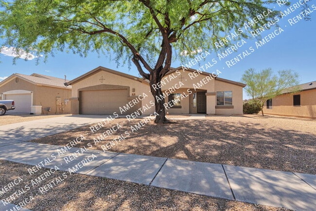 6722 S Averroes Rd in Tucson, AZ - Foto de edificio - Building Photo