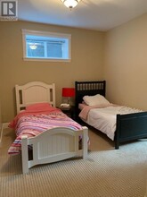 280 Carisbrooke Rd E in North Vancouver, BC - Building Photo - Building Photo