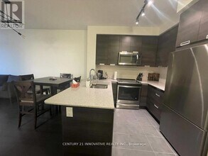5033-5033 Four Springs Ave in Mississauga, ON - Building Photo - Building Photo