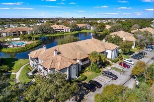10265 Gandy Blvd N in St. Petersburg, FL - Building Photo