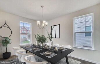 1113 Saxton Dr in Frederick, MD - Building Photo - Building Photo