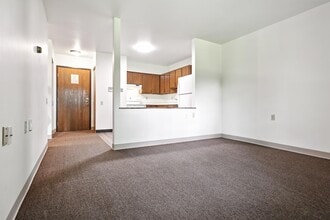 509 N Main St in Deforest, WI - Building Photo - Building Photo