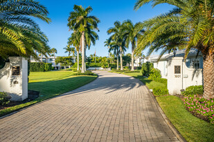 Mansion House in Naples, FL - Building Photo - Building Photo