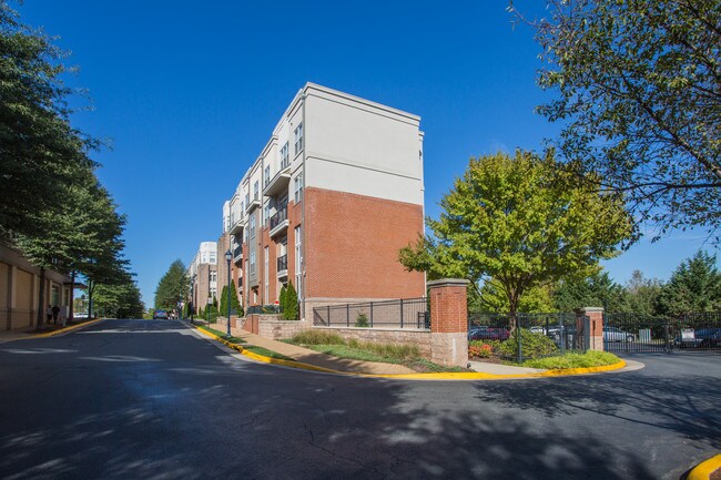Camden Fairfax Corner