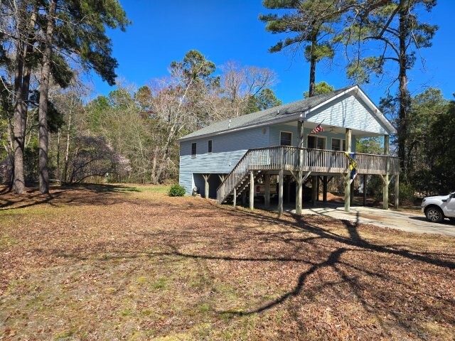 property at 111 Arnold Dr