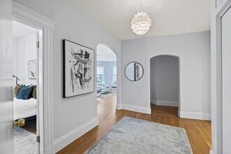 471 Washington St in Brookline, MA - Building Photo - Building Photo