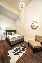 210 Decatur St, Unit 210 Decatur #401 in New Orleans, LA - Building Photo - Building Photo