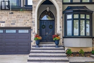 4 Lockman Dr in Hamilton, ON - Building Photo - Building Photo