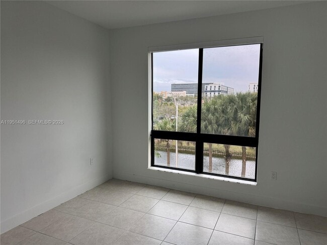 8363 NW 41st St, Unit A306