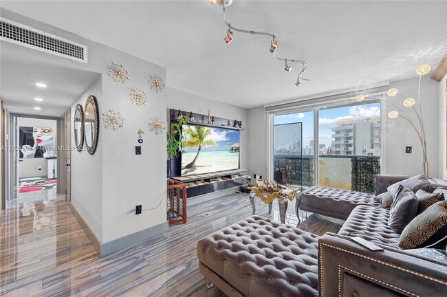 property at 1345 Lincoln Rd