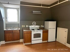 145 Union St in Bangor, ME - Building Photo