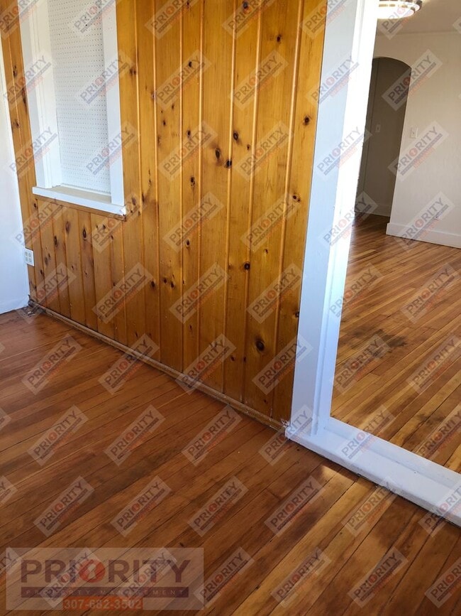 206 E 5th St in Gillette, WY - Building Photo - Building Photo