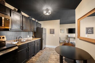 The Jefferson Apartments in Nashville, TN - Building Photo - Building Photo