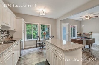 3270 Blue Jay St in Abbotsford, BC - Building Photo - Building Photo