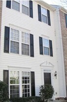 15610 King Louis Ct in Charlotte, NC - Building Photo