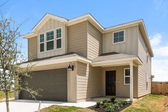 1657 Viola Ln in New Braunfels, TX - Building Photo - Building Photo