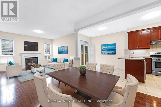 102 Everingham Cir in Brampton, ON - Building Photo - Building Photo