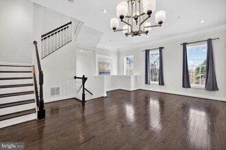 593 Cedar Ave in Gaithersburg, MD - Building Photo - Building Photo