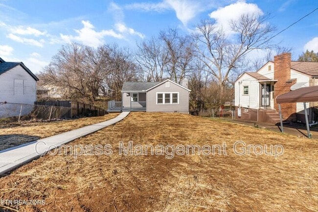 3615 Lilac Ave in Knoxville, TN - Building Photo - Building Photo