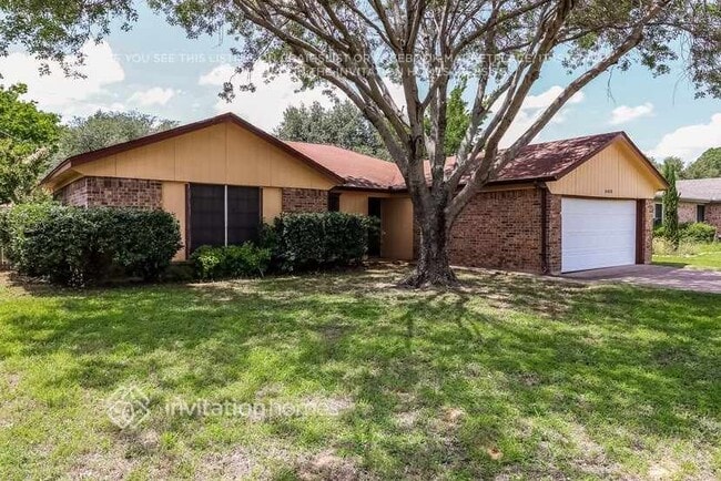 6408 Big Springs Dr in Arlington, TX - Building Photo - Building Photo