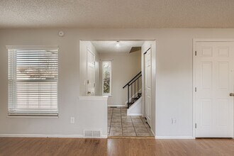 8099 Miller Cir in Arvada, CO - Building Photo - Building Photo