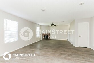 8733 Stonebriar Ln in Fort Worth, TX - Foto de edificio - Building Photo