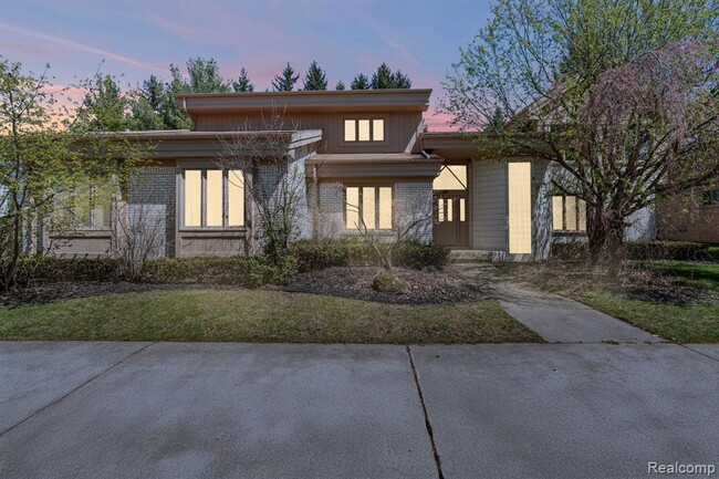 property at 6739 Arlington Dr