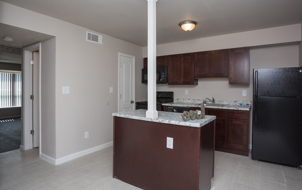 Nirvana Cranbrook Apartments in College Park, GA