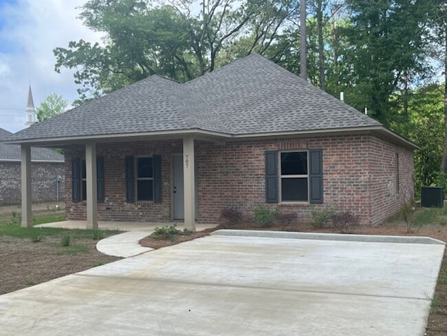707 George Ave in Tupelo, MS - Building Photo - Building Photo