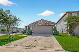 2730 Skyview Silver Dr in Houston, TX - Building Photo - Building Photo